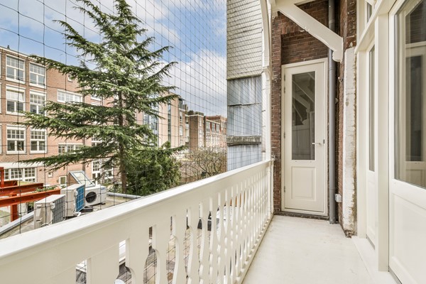 Medium property photo - Moreelsestraat 1A, 1071 BJ Amsterdam